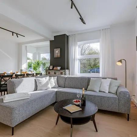 Maison Maurice Holiday home *